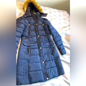 Size small Tommy Hilfiger navy winter coat!